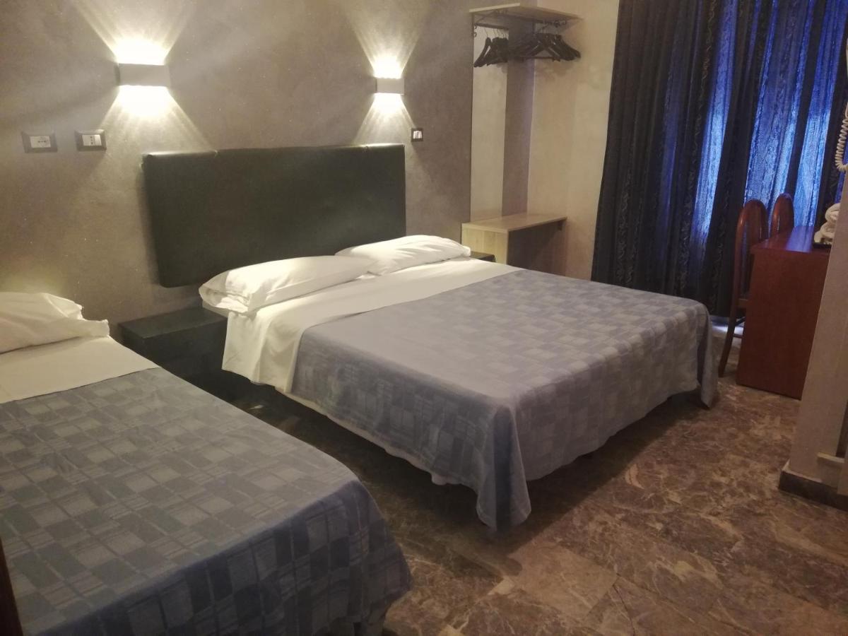 Guest Planet — Foto 1